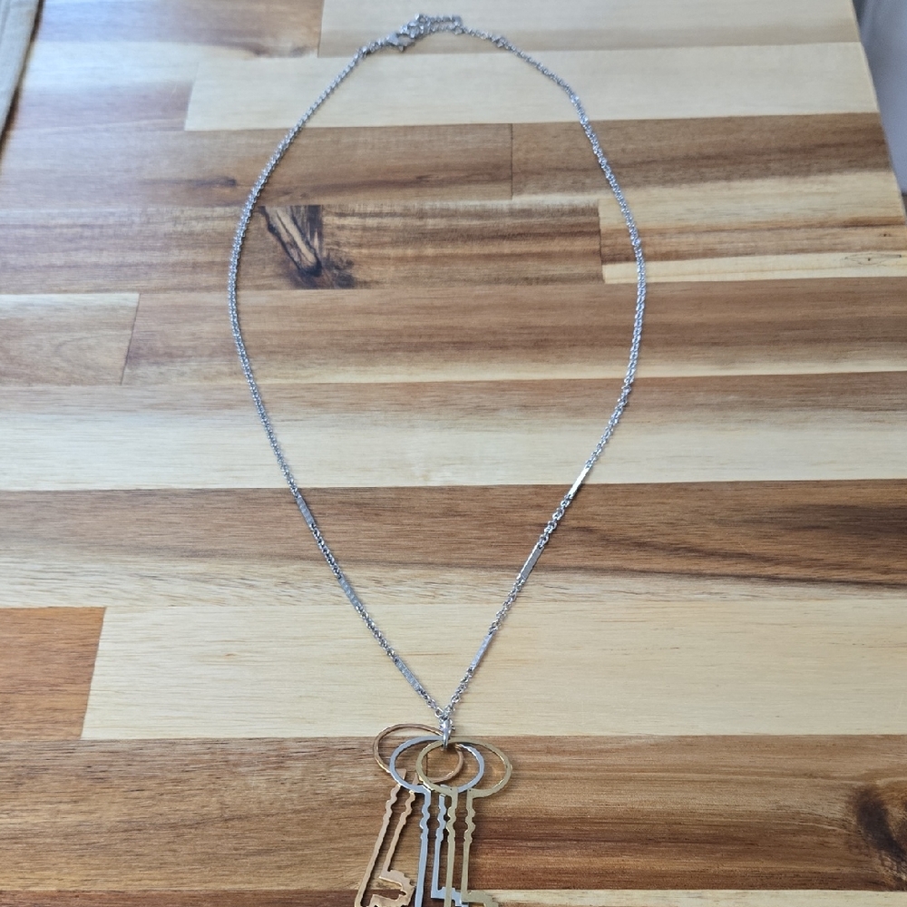 Fossil Silver 3 Key Pendant Necklace - 12"